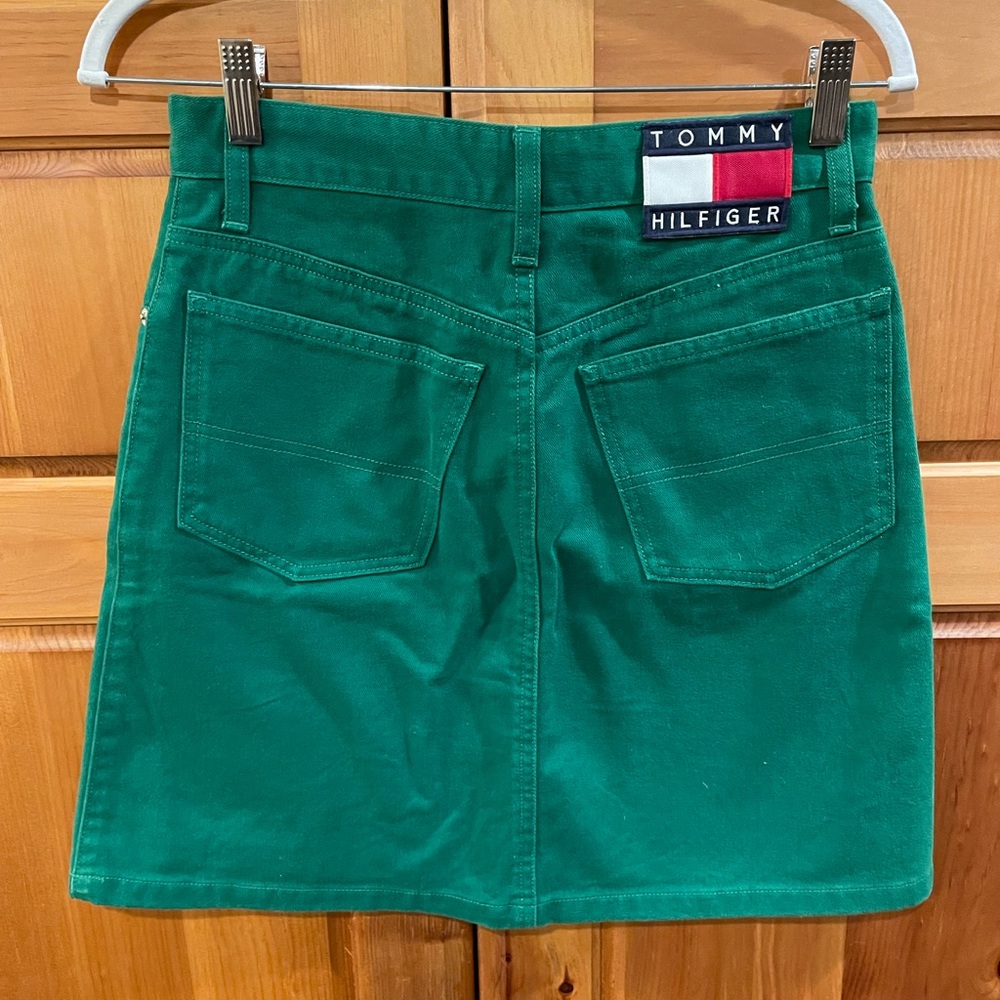❤️Tommy Hilfiger💙 Green Corduroy Denim Skirt with Patch Detail